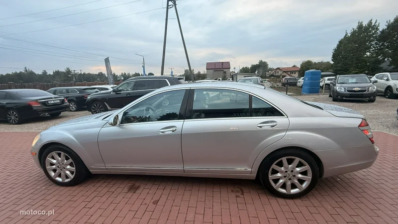 Mercedes-Benz Klasa S W221 S 550 7