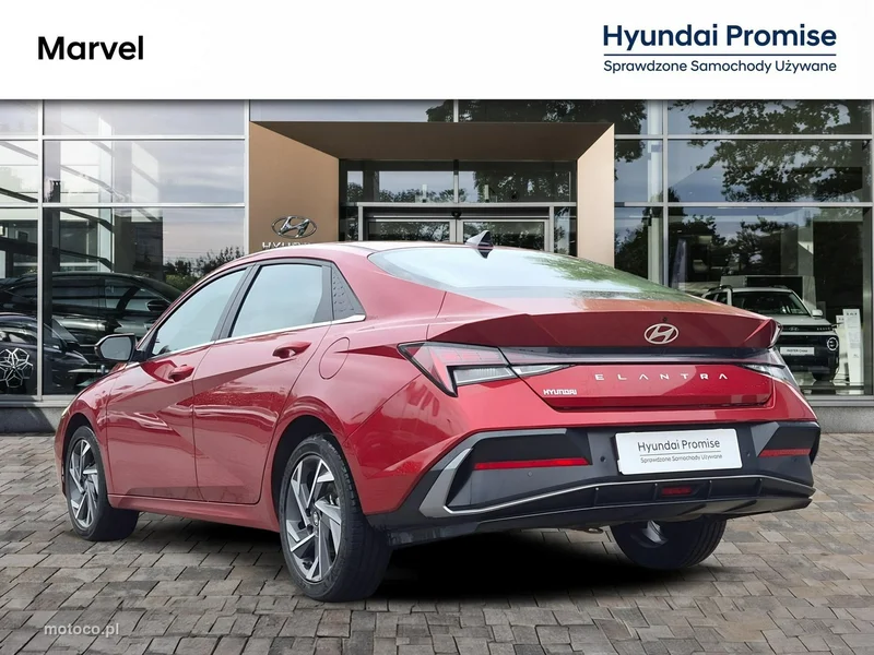 Hyundai Elantra 3