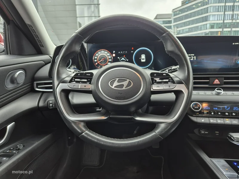 Hyundai Elantra 31