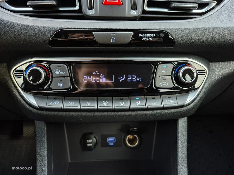 Hyundai i30 26