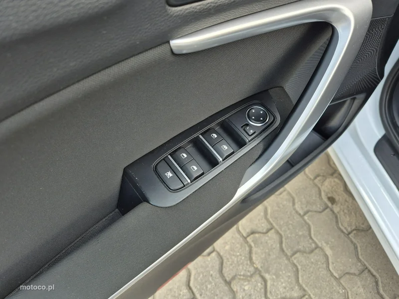 Kia Nowy Ceed 11