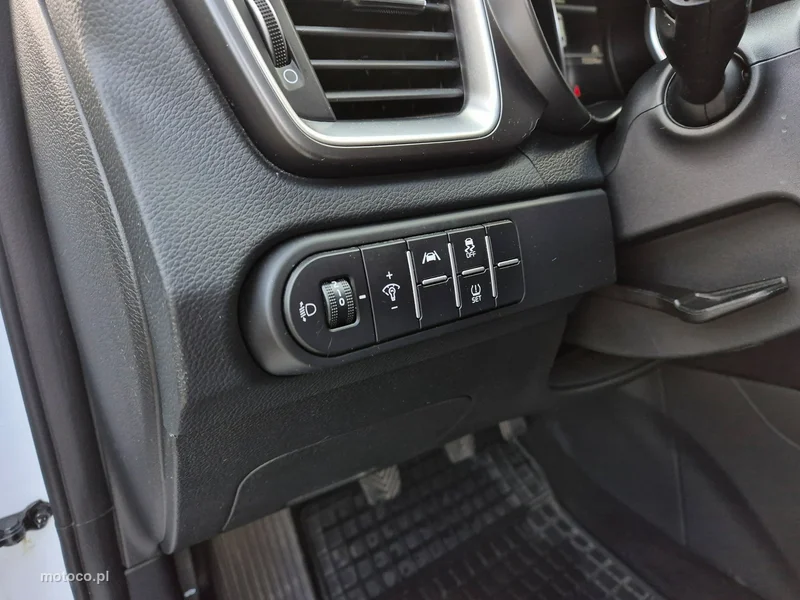 Kia Nowy Ceed 13