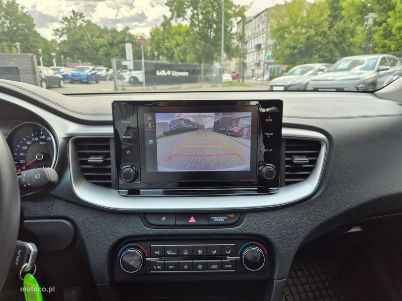 Kia Nowy Ceed 24
