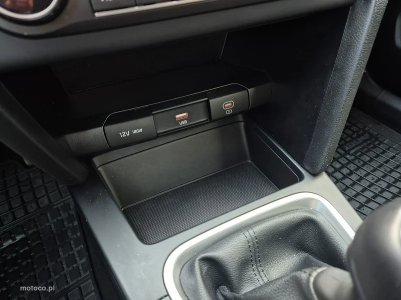 Kia Nowy Ceed 26