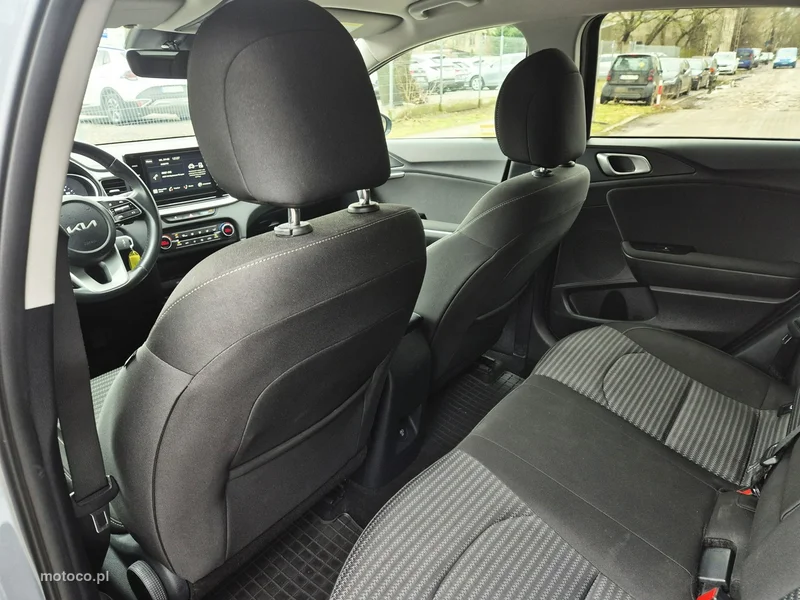 Kia Nowy Ceed 21