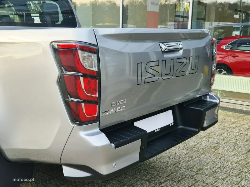 Isuzu D-Max 12