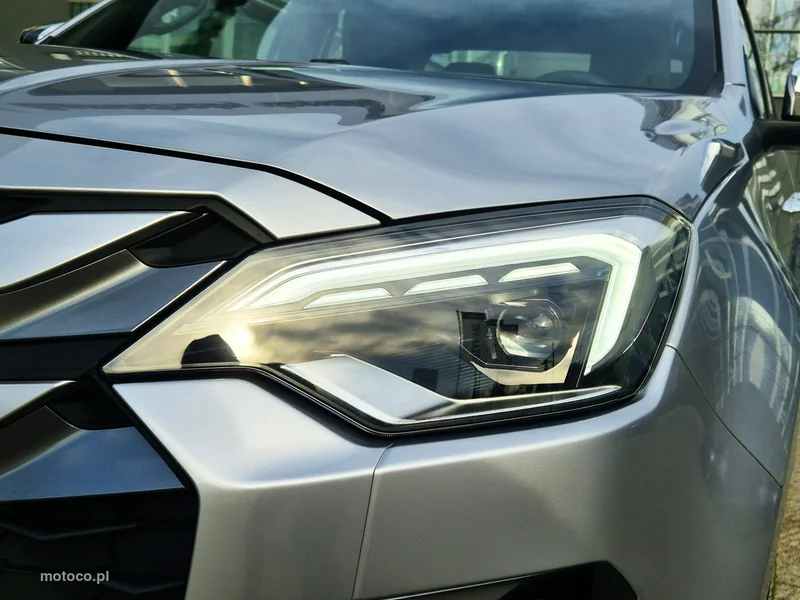 Isuzu D-Max 15