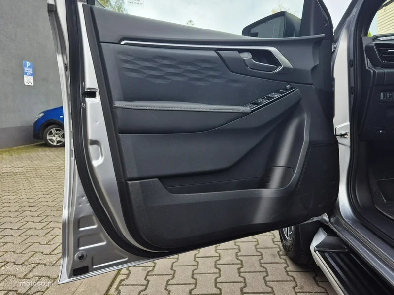 Isuzu D-Max 21