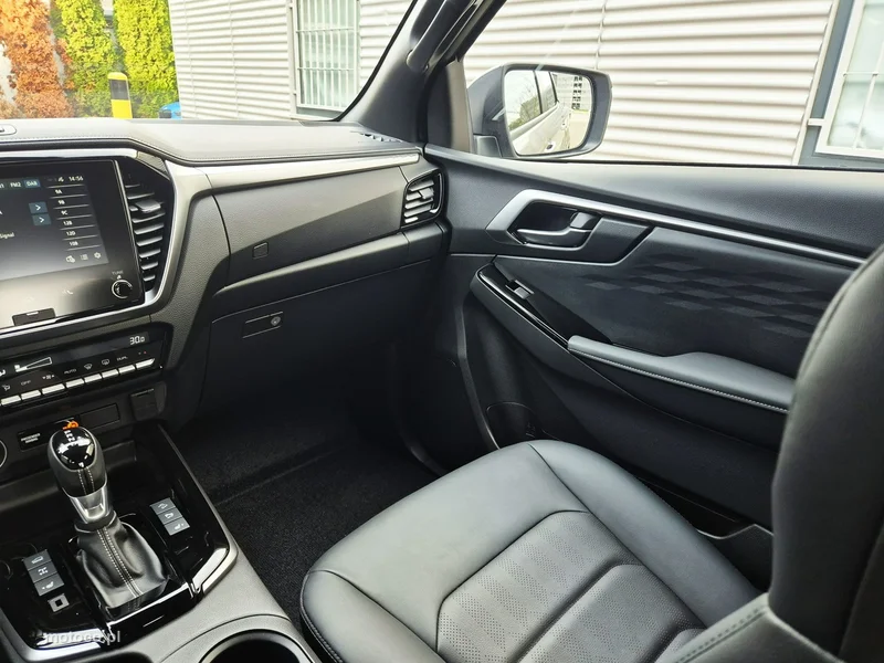 Isuzu D-Max 27