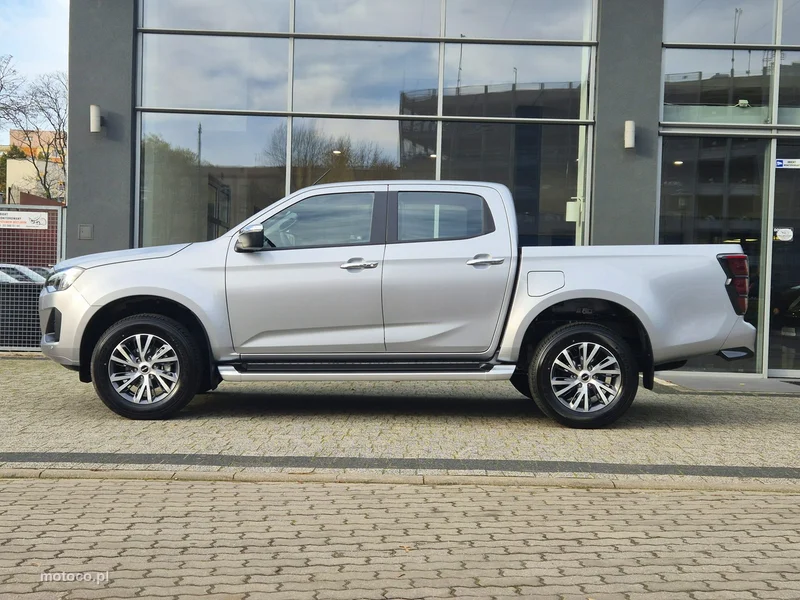 Isuzu D-Max 7