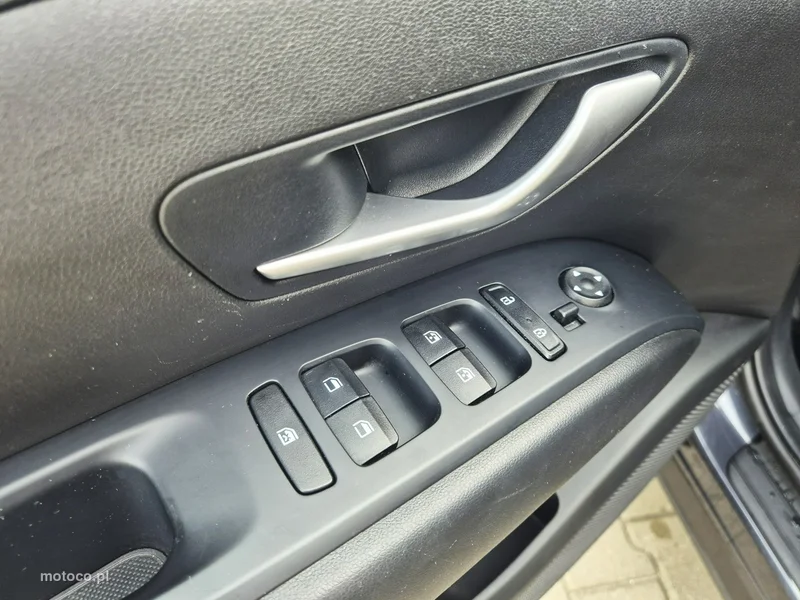 Hyundai TUCSON 12