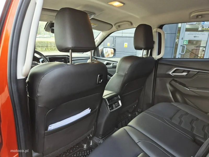 Isuzu D-Max 24