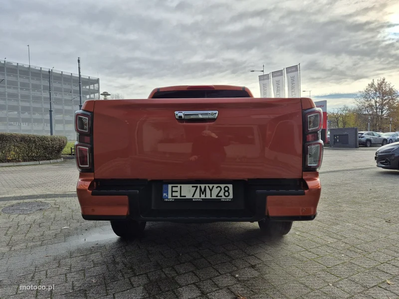 Isuzu D-Max 6