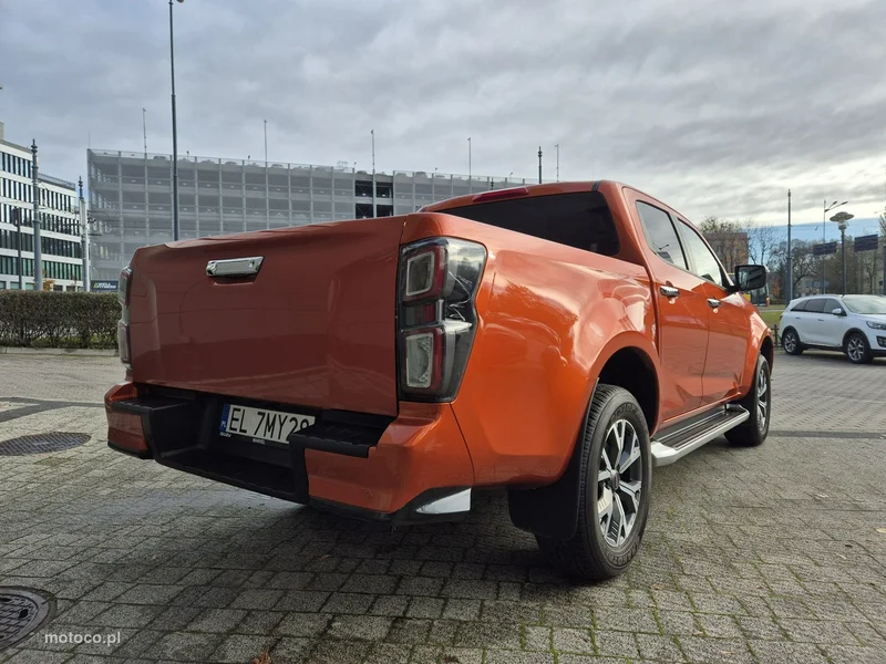 Isuzu D-Max 7