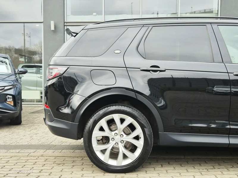 Land Rover Discovery Sport 11