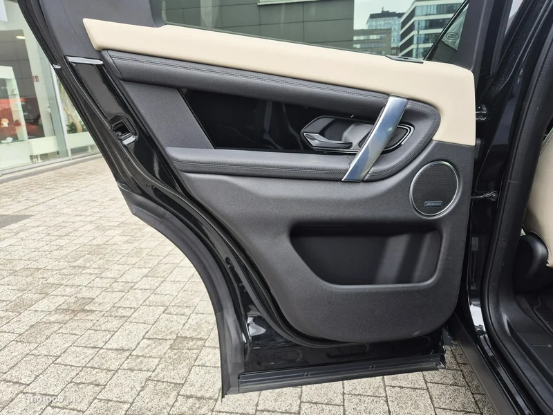 Land Rover Discovery Sport 22