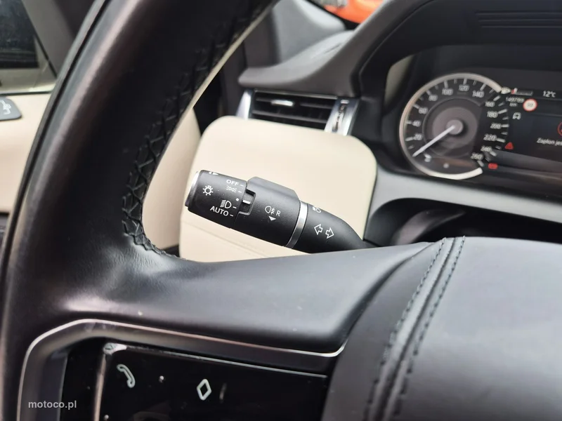 Land Rover Discovery Sport 28