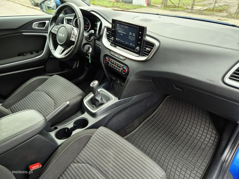 Kia Nowy Ceed 21