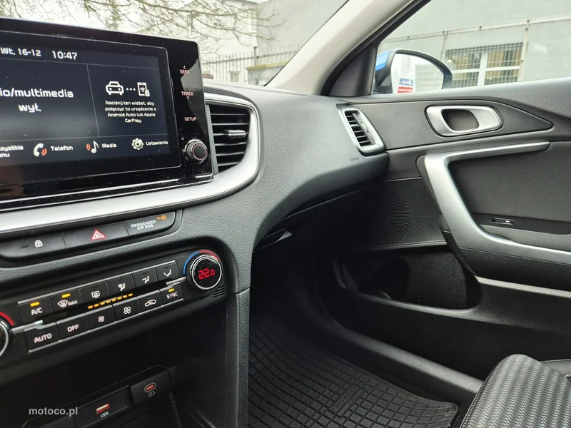 Kia Nowy Ceed 33