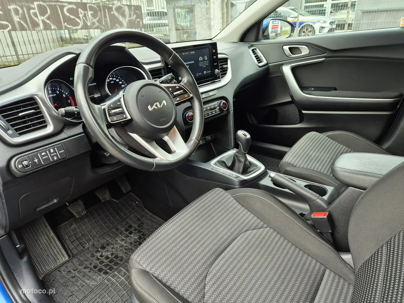 Kia Nowy Ceed 9