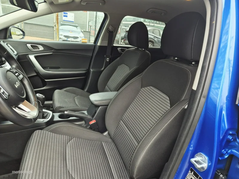 Kia Nowy Ceed 10