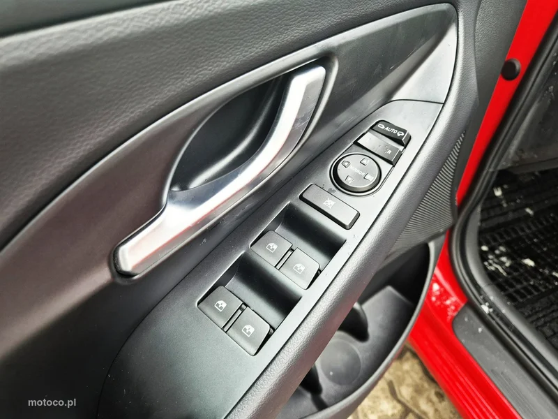 Hyundai i30 12