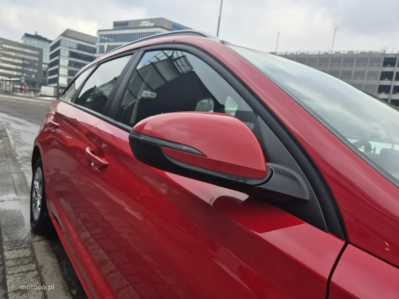 Hyundai i30 20