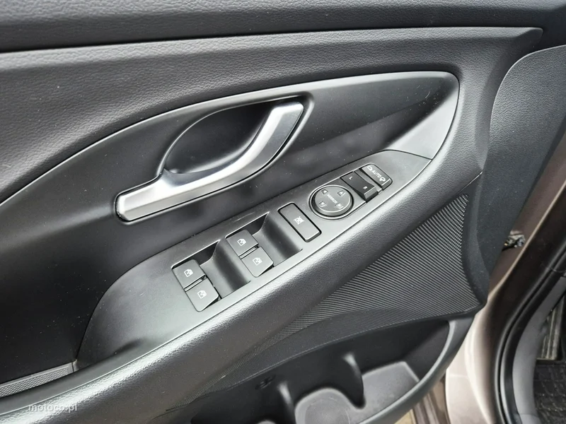 Hyundai i30 12