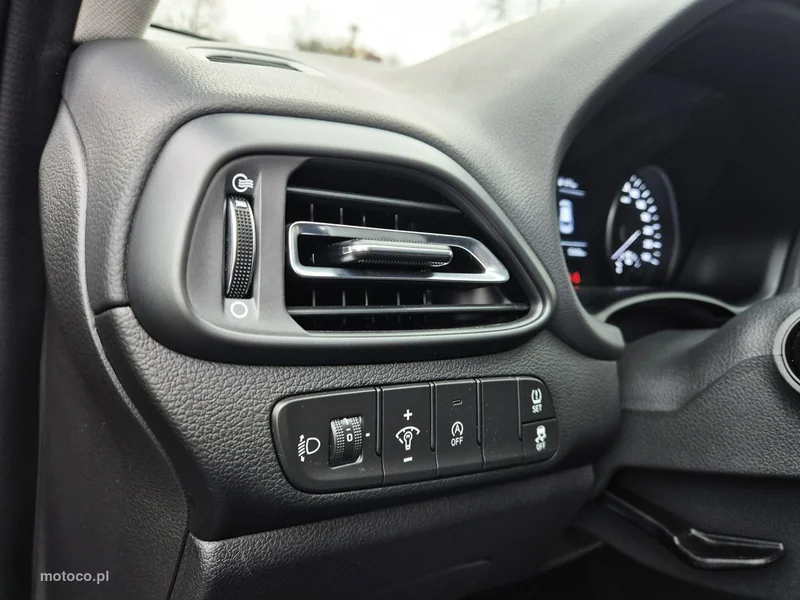 Hyundai i30 16