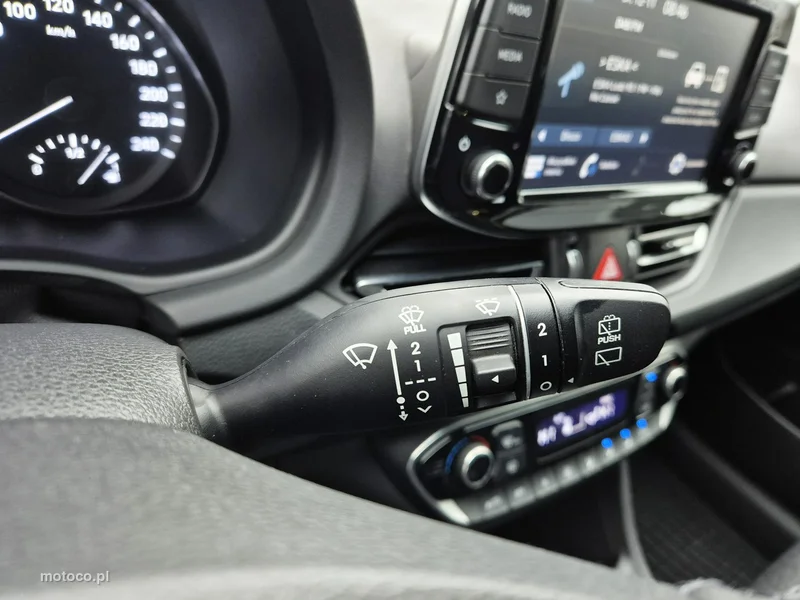Hyundai i30 18