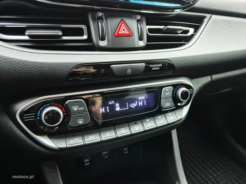 Hyundai i30 21