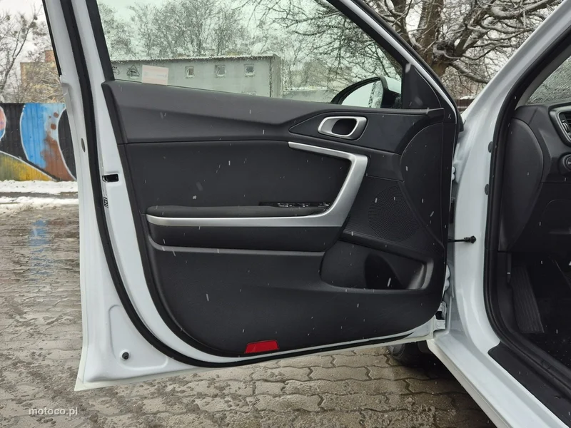 Kia Nowy Ceed 11
