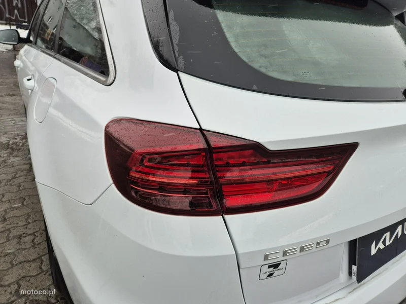 Kia Nowy Ceed 20