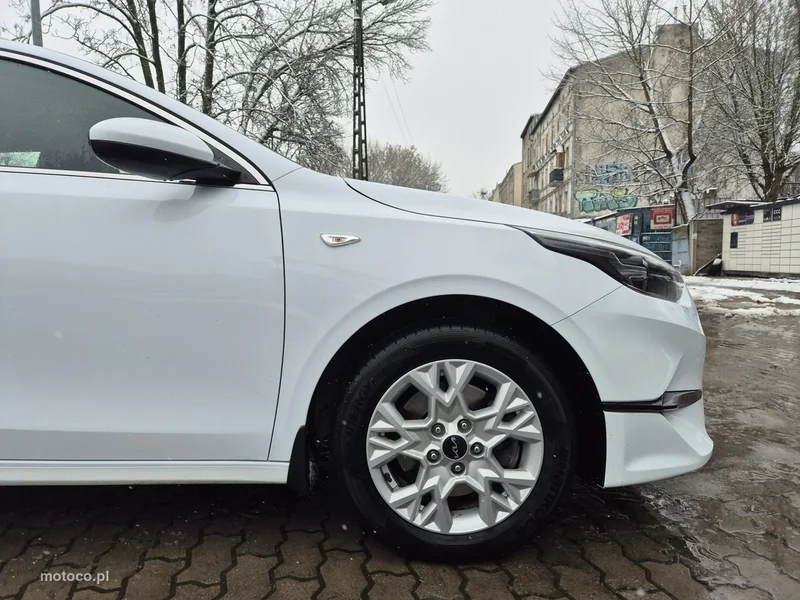 Kia Nowy Ceed 21