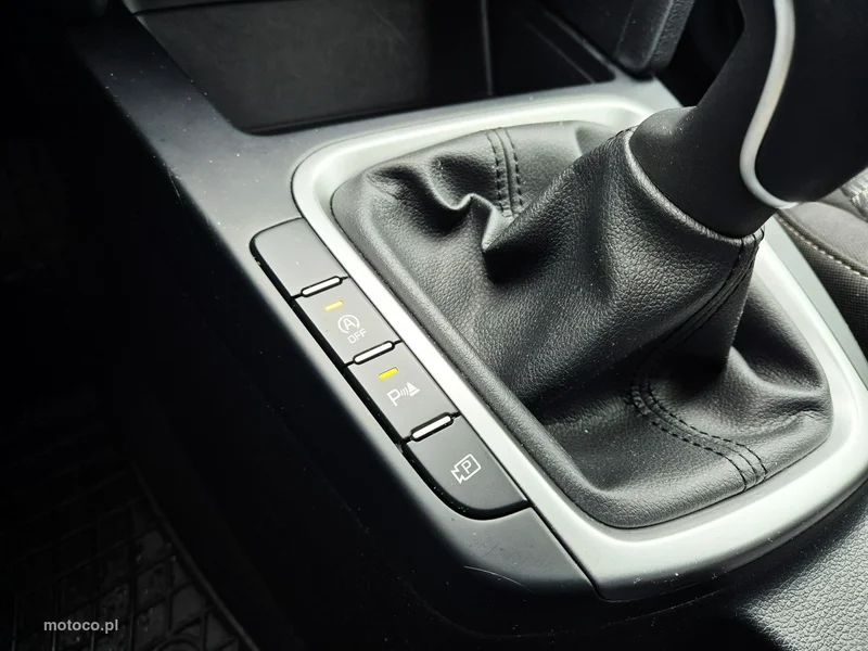 Kia Nowy Ceed 32