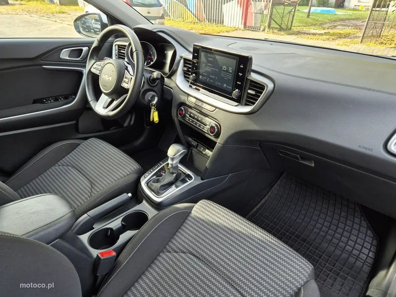 Kia Nowy Ceed 28