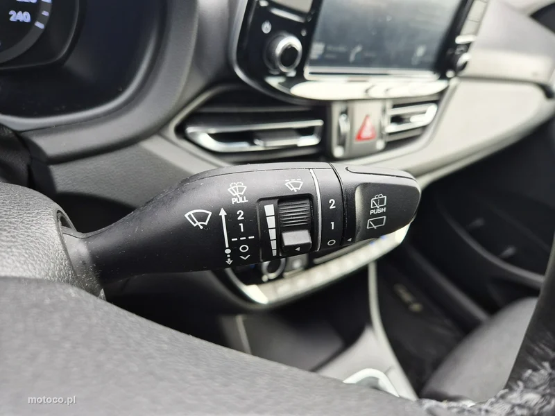 Hyundai i30 25