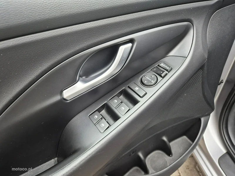 Hyundai i30 12