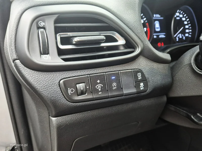 Hyundai i30 13