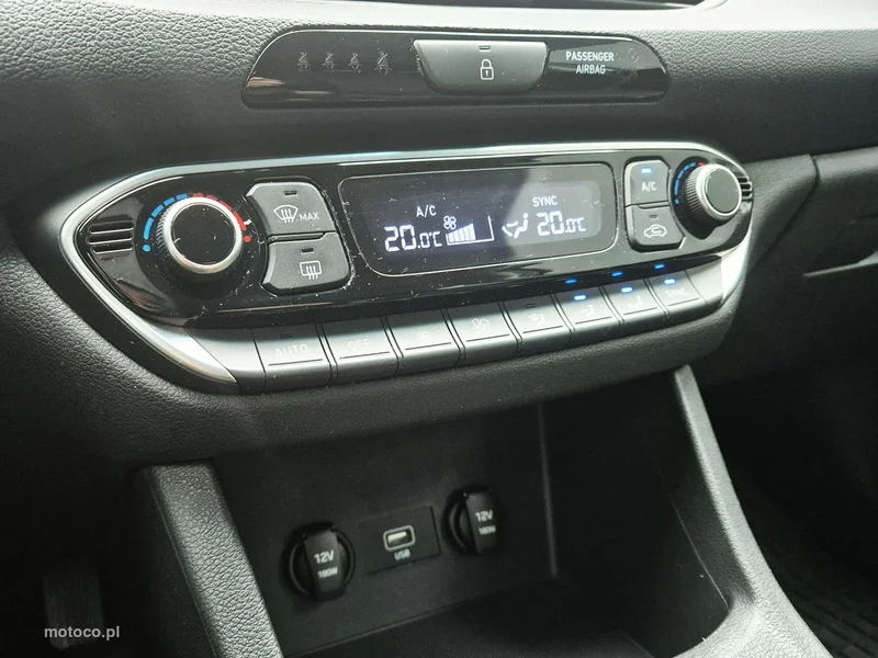 Hyundai i30 21