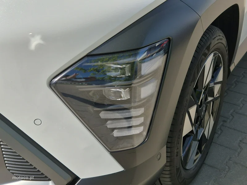 Hyundai KONA 17