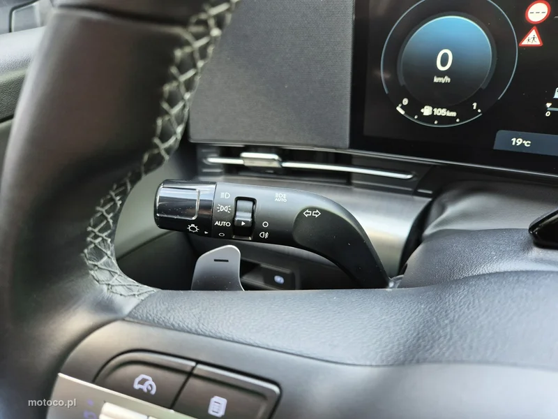 Hyundai KONA 42