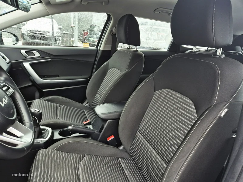 Kia Nowy Ceed 10