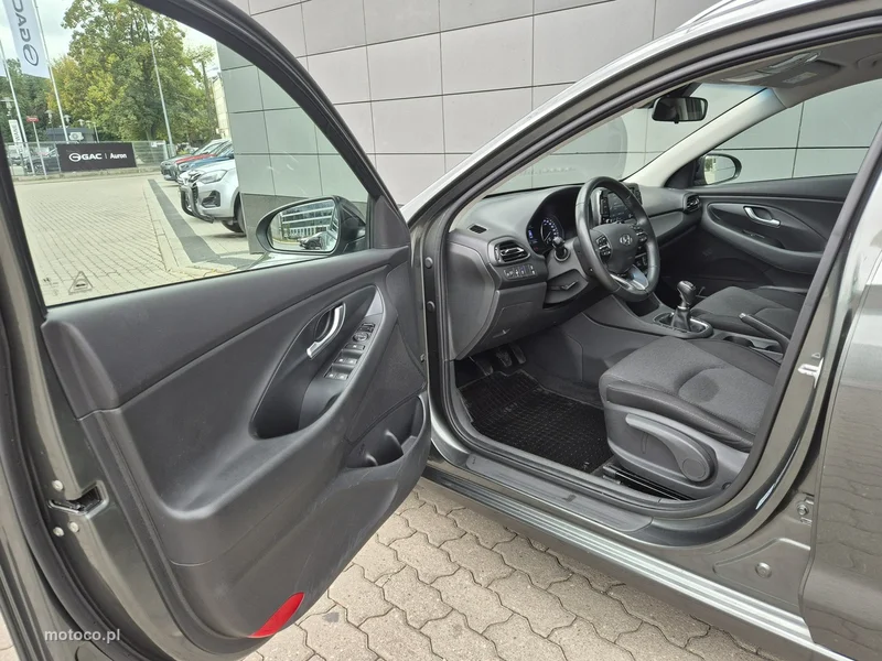 Hyundai i30 16