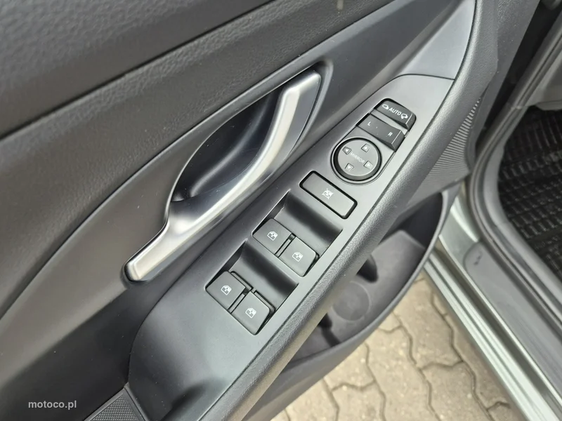 Hyundai i30 17