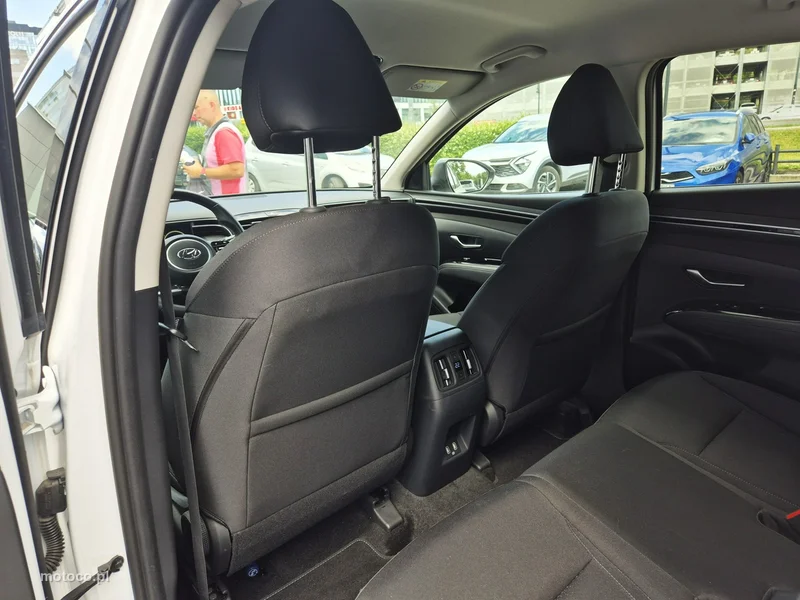 Hyundai TUCSON 13