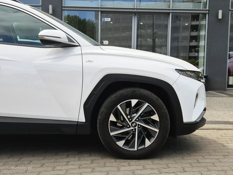 Hyundai TUCSON 26