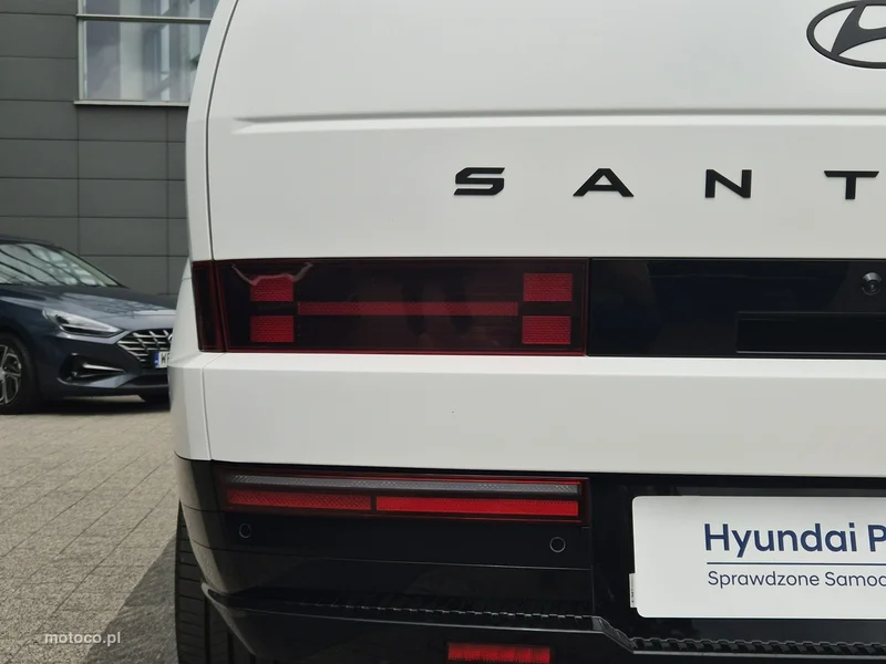Hyundai SANTA FE 18