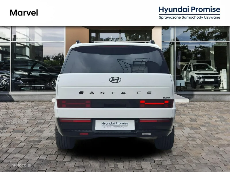 Hyundai SANTA FE 4