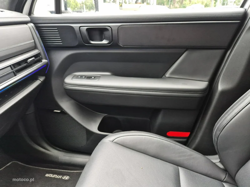 Hyundai SANTA FE 33